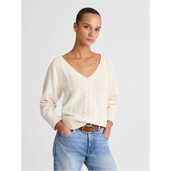 Madewell Sweaters - Madewell V-Neck Pullover Sweater Women’s XS Cream Relaxed Cable Stitch Wool